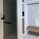 شقة فندقية Nimbus Eden