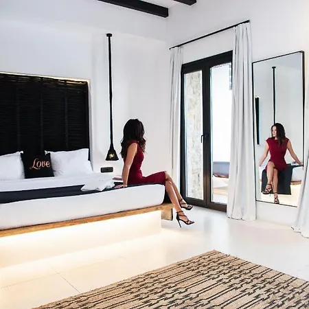 Bo By Mykonos Rocks Apartmanhotel Agrári