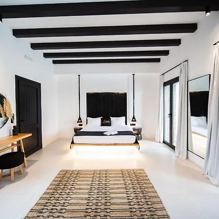 Bo By Mykonos Rocks Apartmanhotel