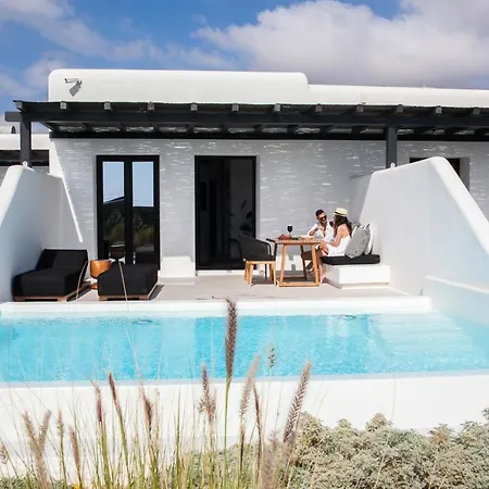 Bo By Mykonos Rocks Apartmanhotel